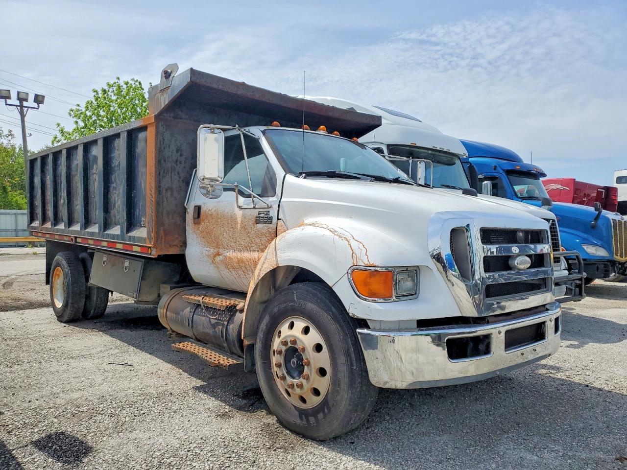 2007 FORD F650