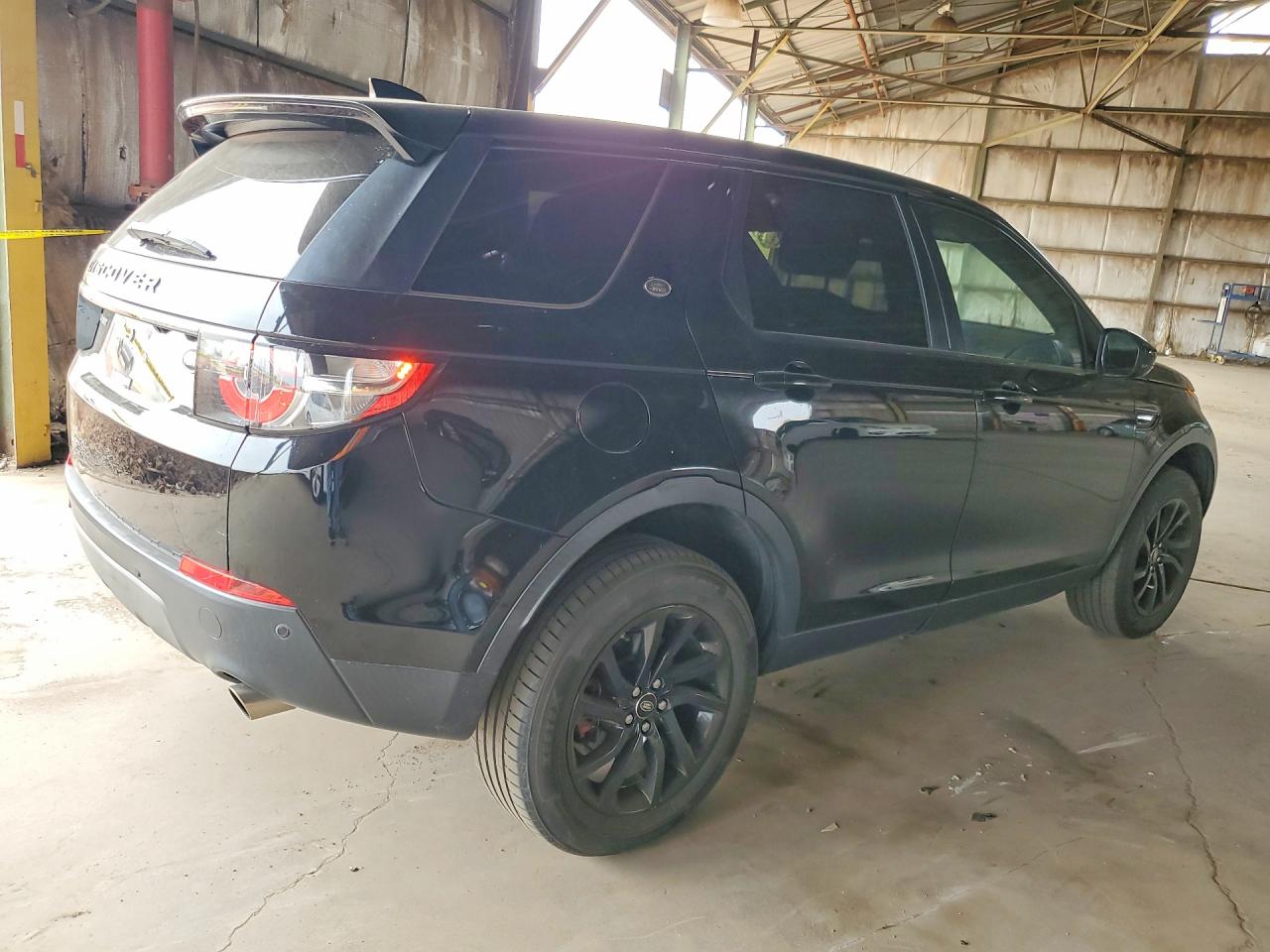 2019 LAND ROVER DISCOVERY