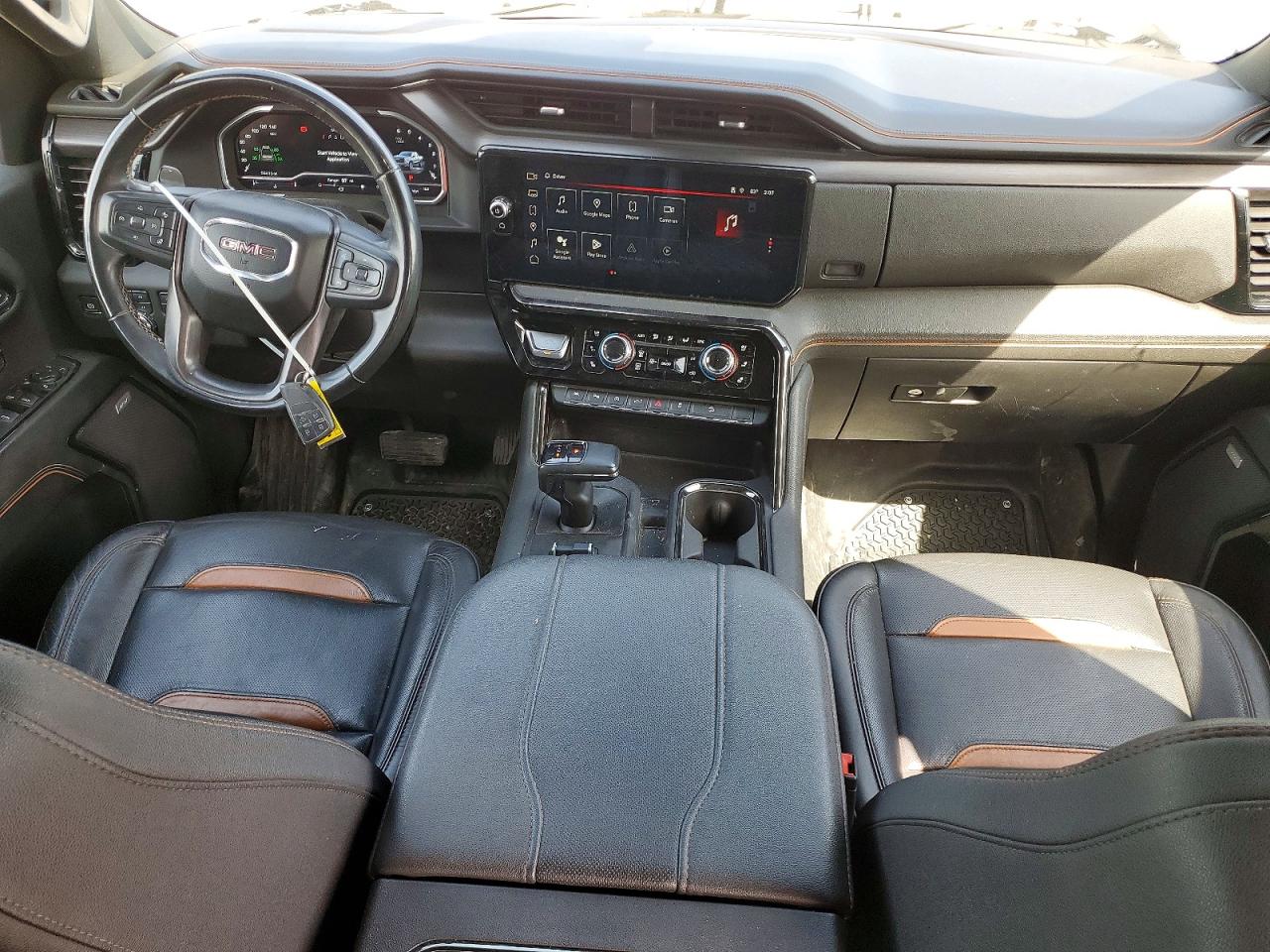 2024 GMC SIERRA