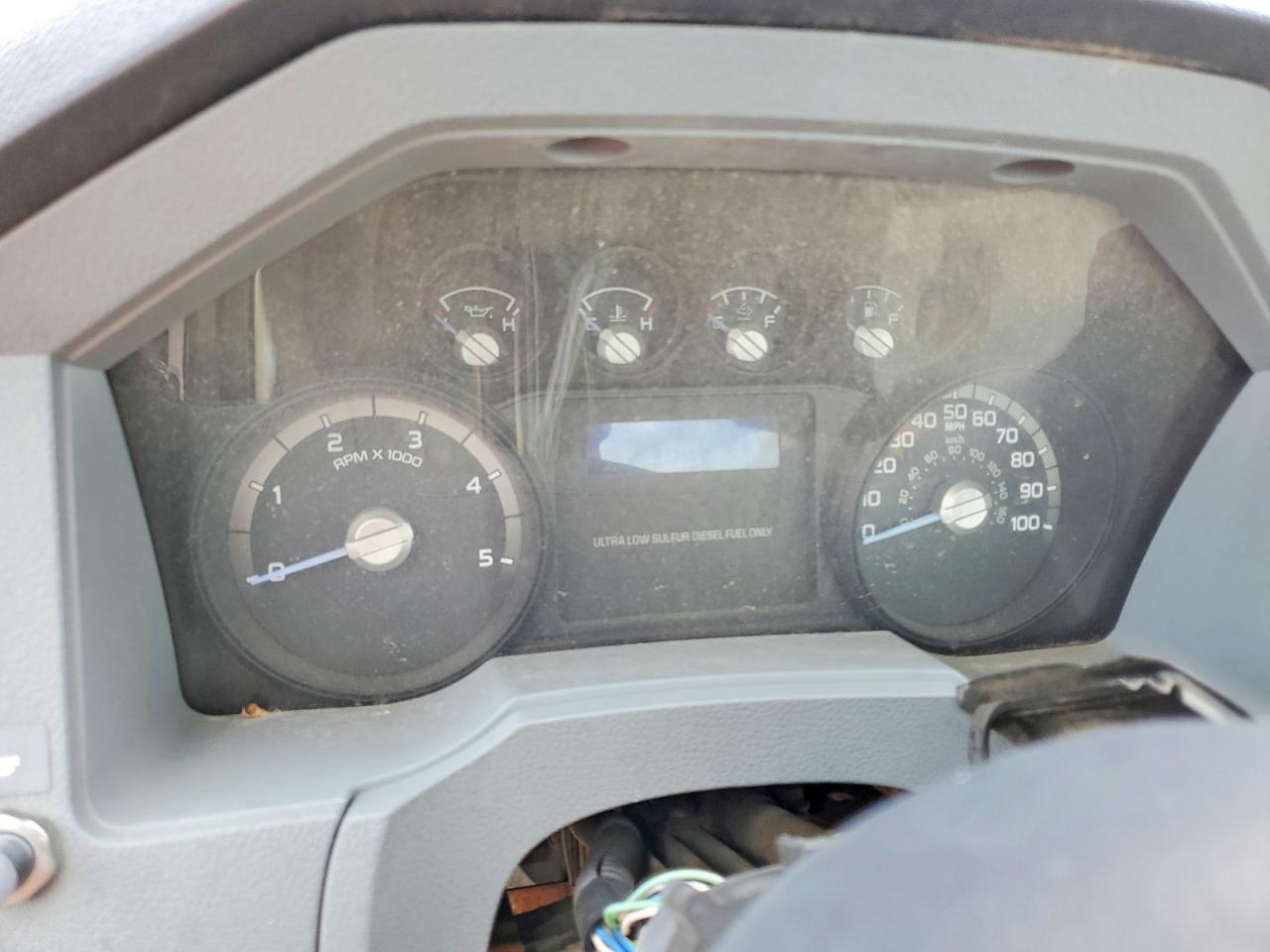 2015 FORD F750