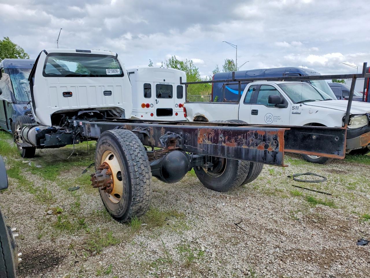 2015 FORD F750