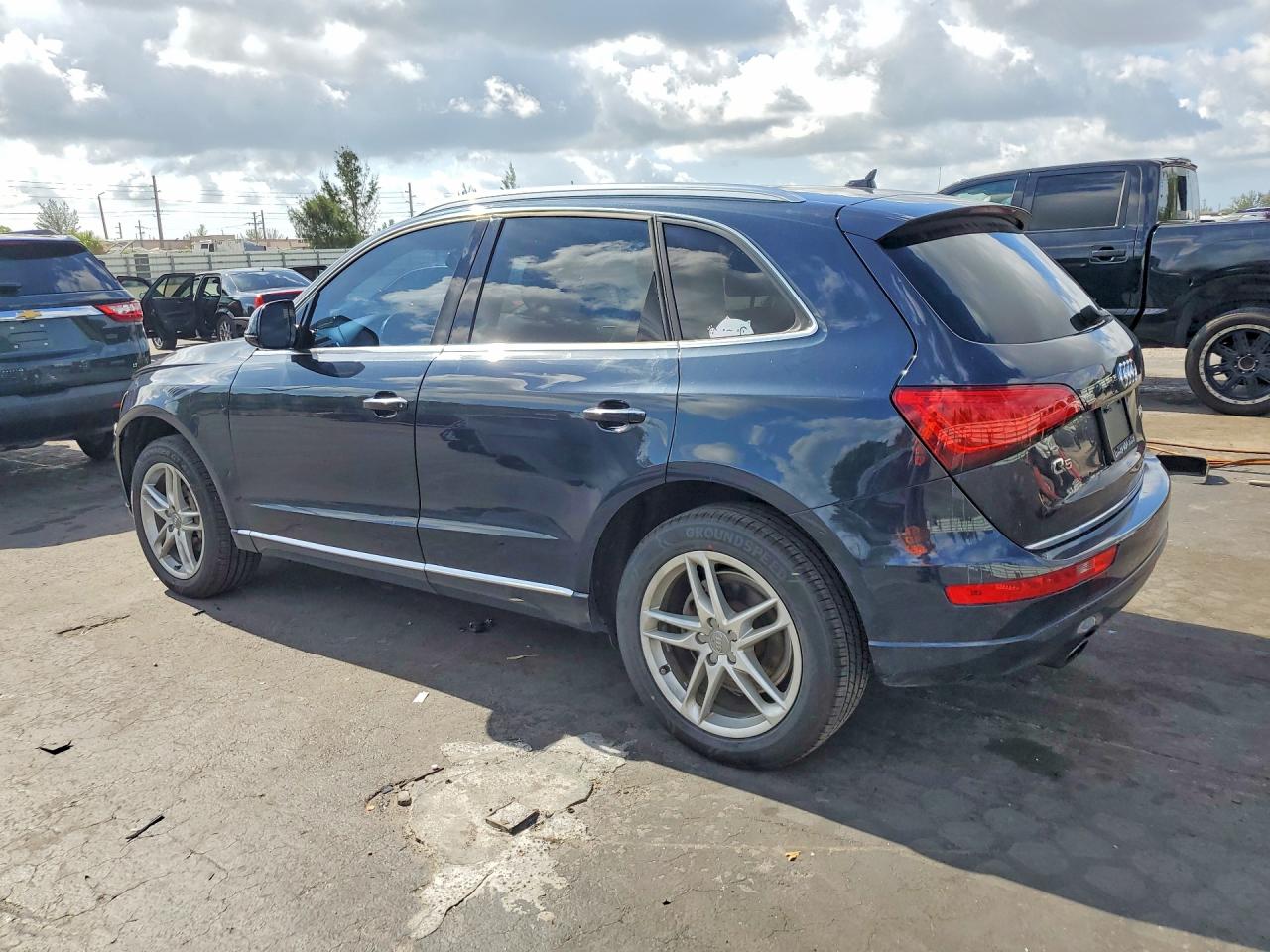 2016 AUDI Q5