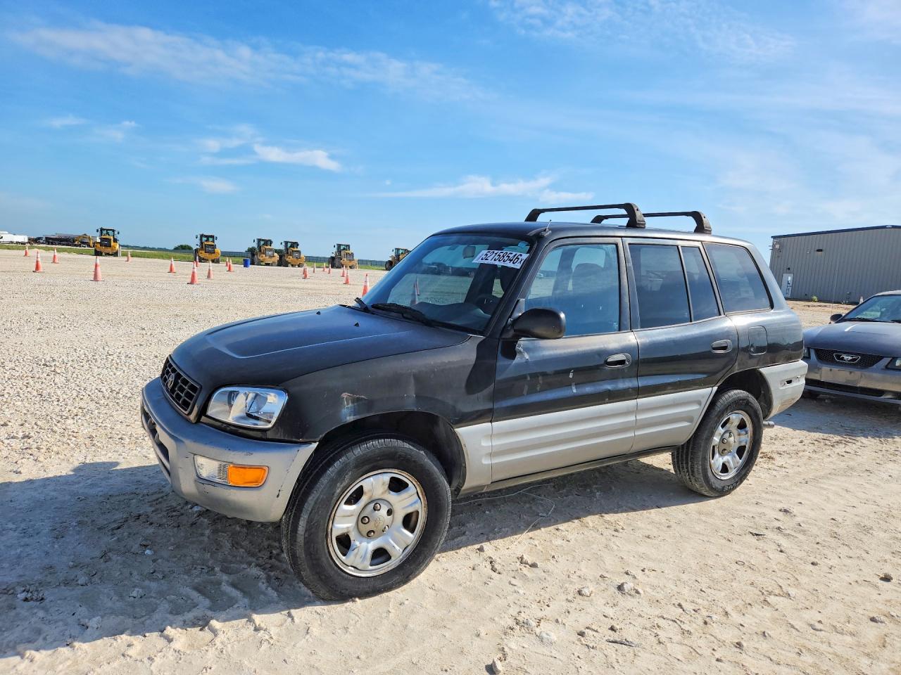 2000 TOYOTA RAV4 BASE