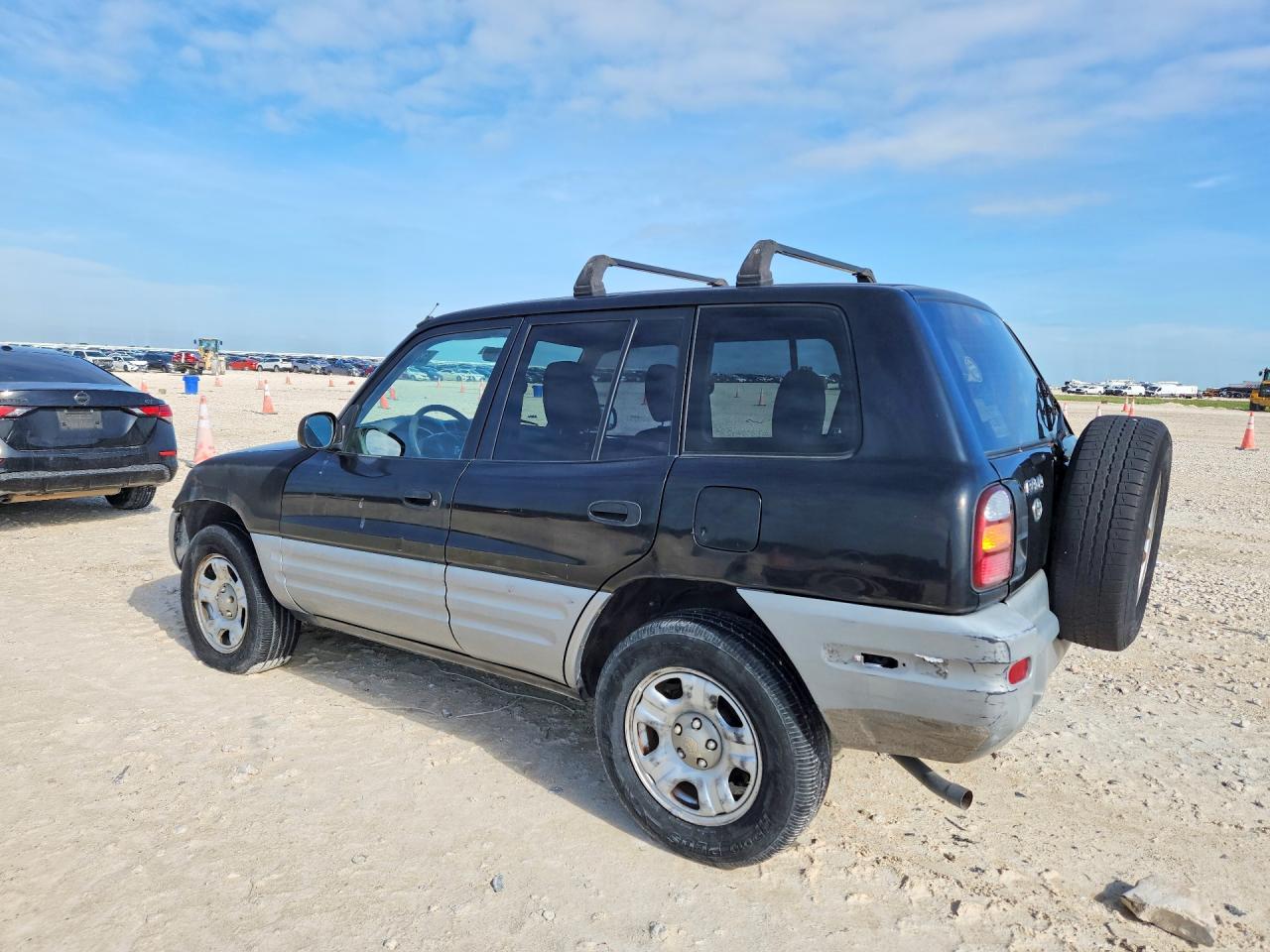 2000 TOYOTA RAV4 BASE