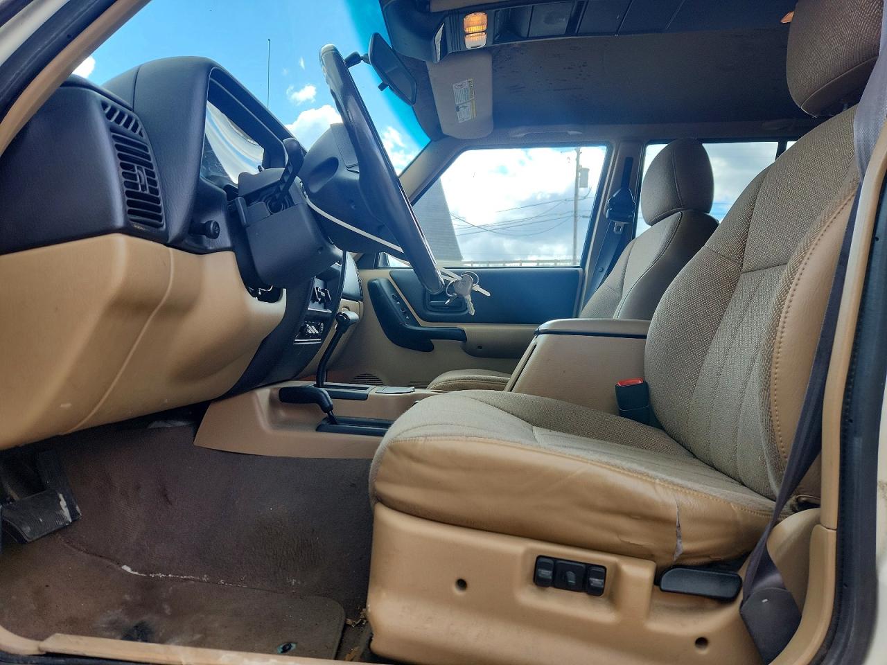 2000 JEEP CHEROKEE
