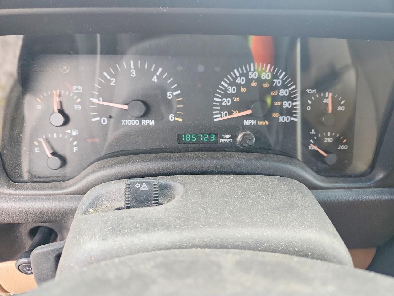 2000 JEEP CHEROKEE