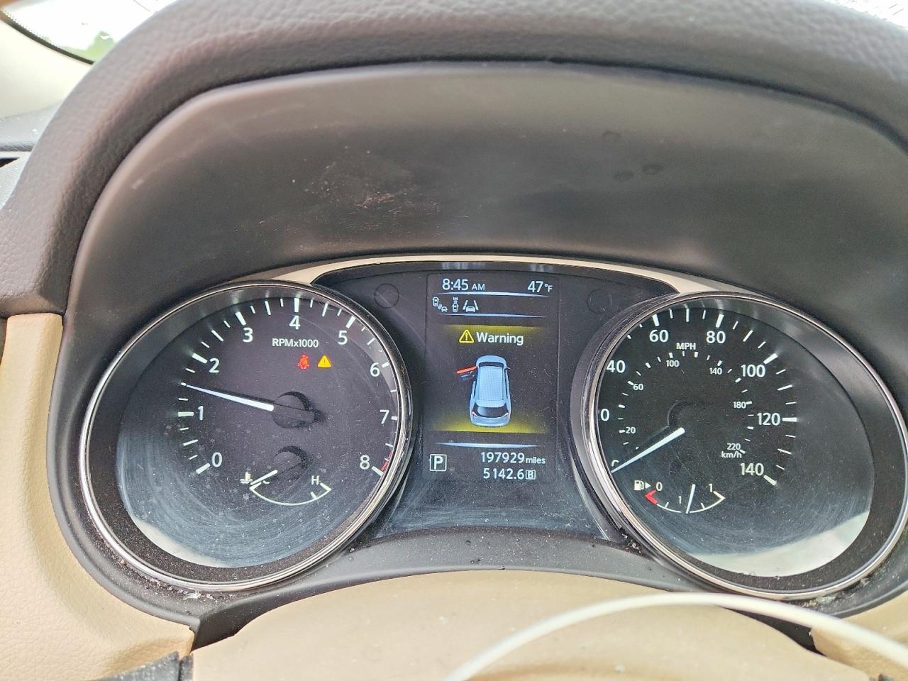 2015 NISSAN ROGUE