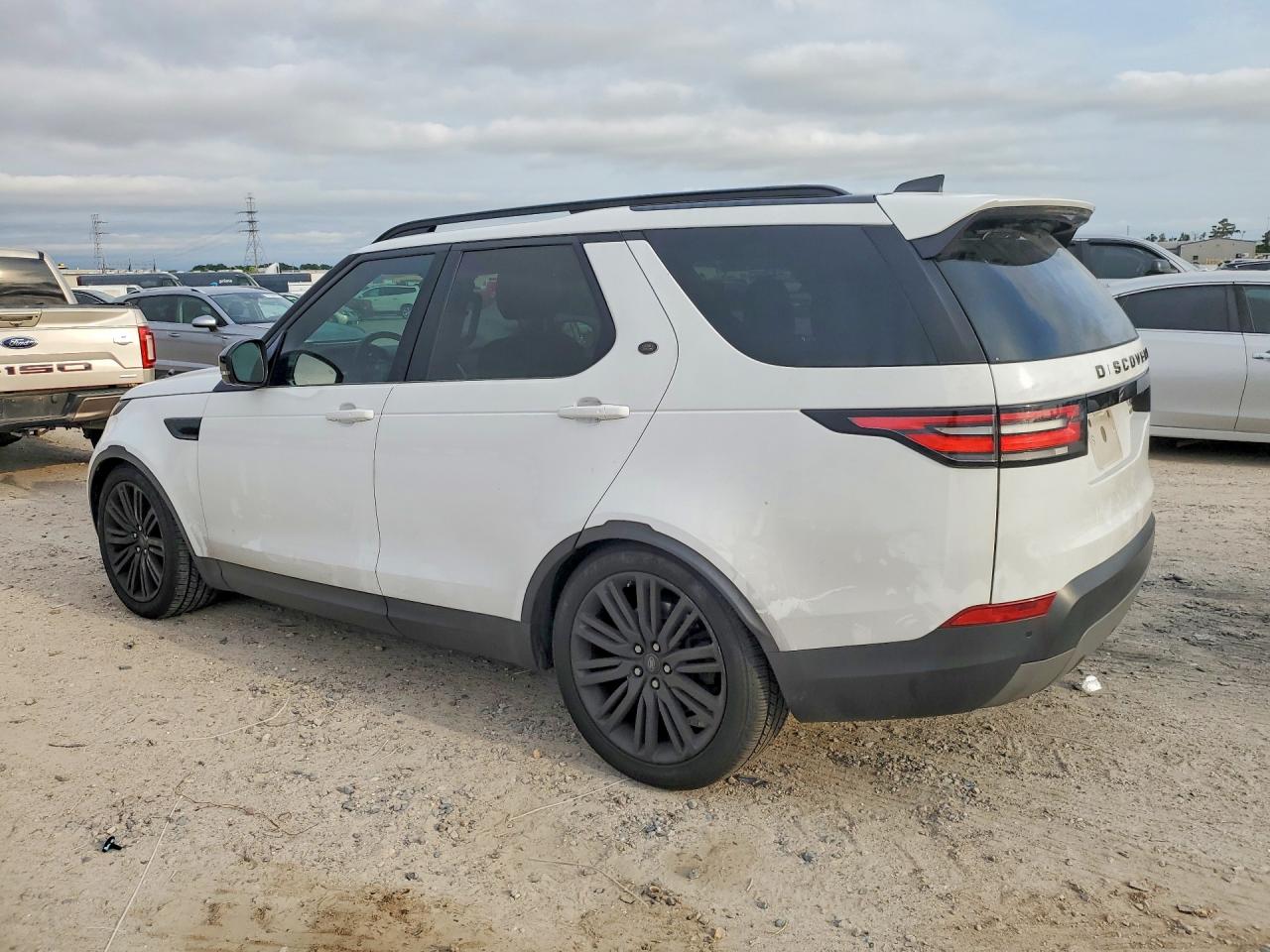 2017 LAND ROVER DISCOVERY