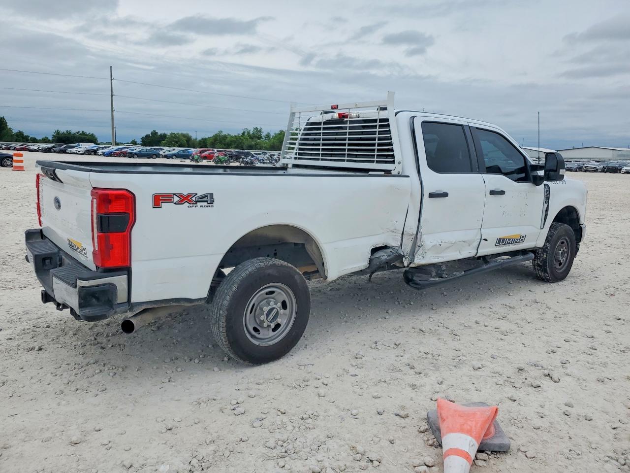 2023 FORD F250