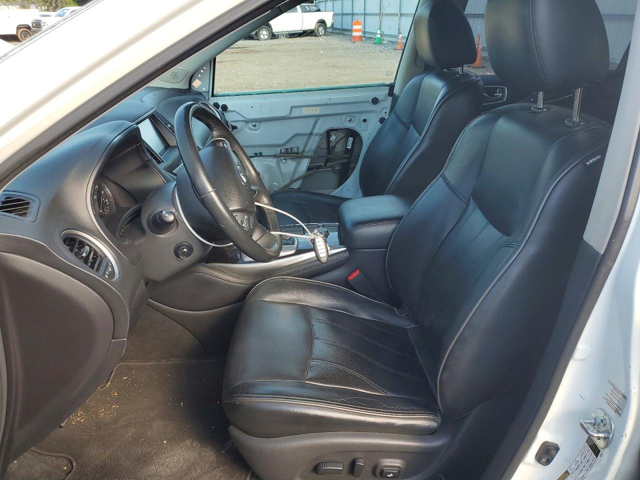 2015 INFINITI QX60