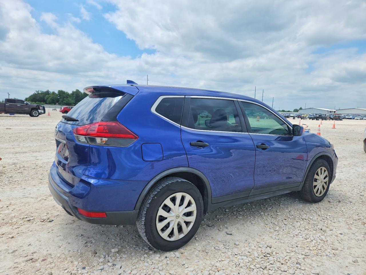 2018 NISSAN ROGUE