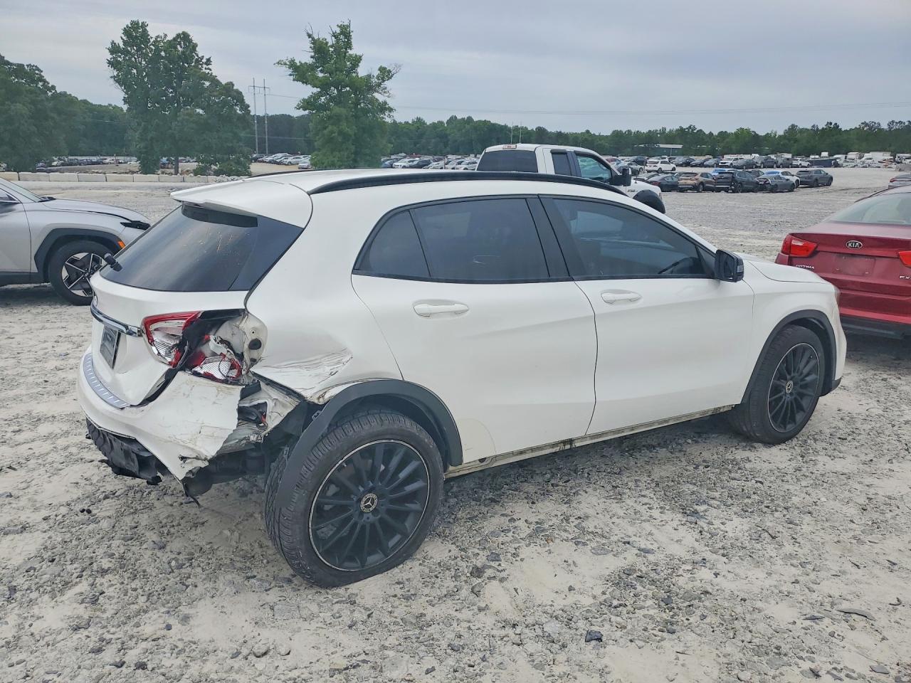 2018 MERCEDES-BENZ GLA-CLASS