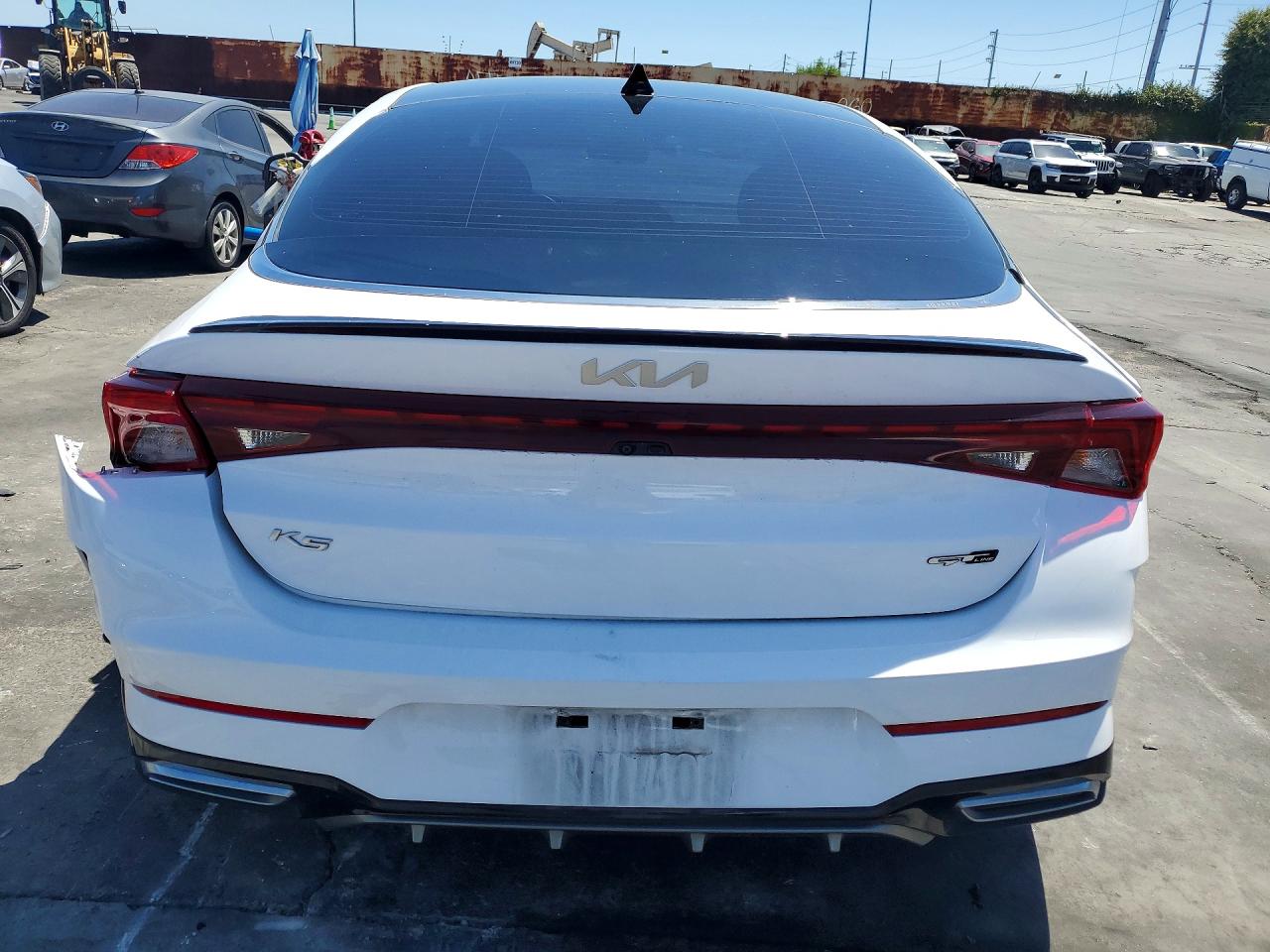 2022 KIA K5
