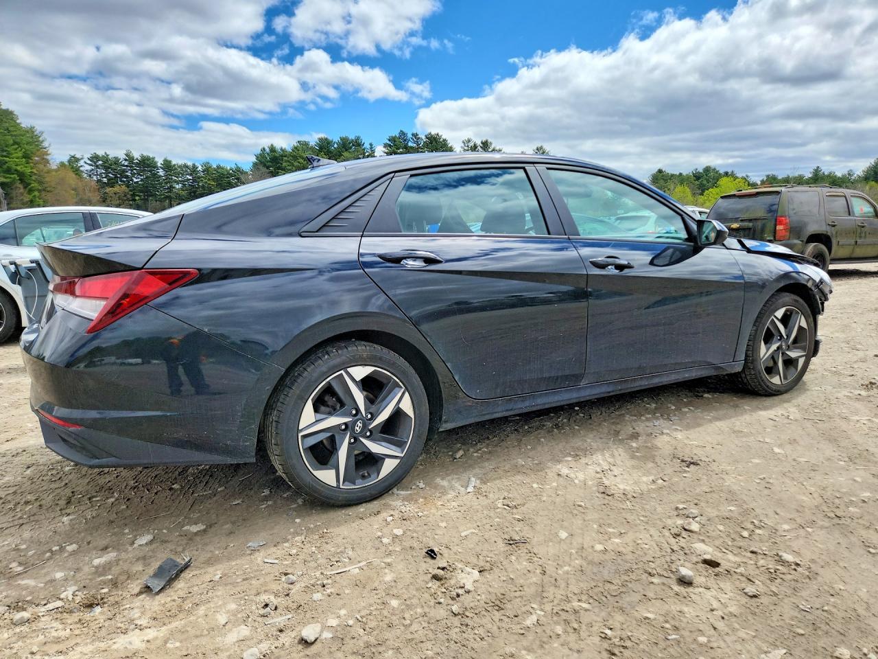 2023 HYUNDAI ELANTRA