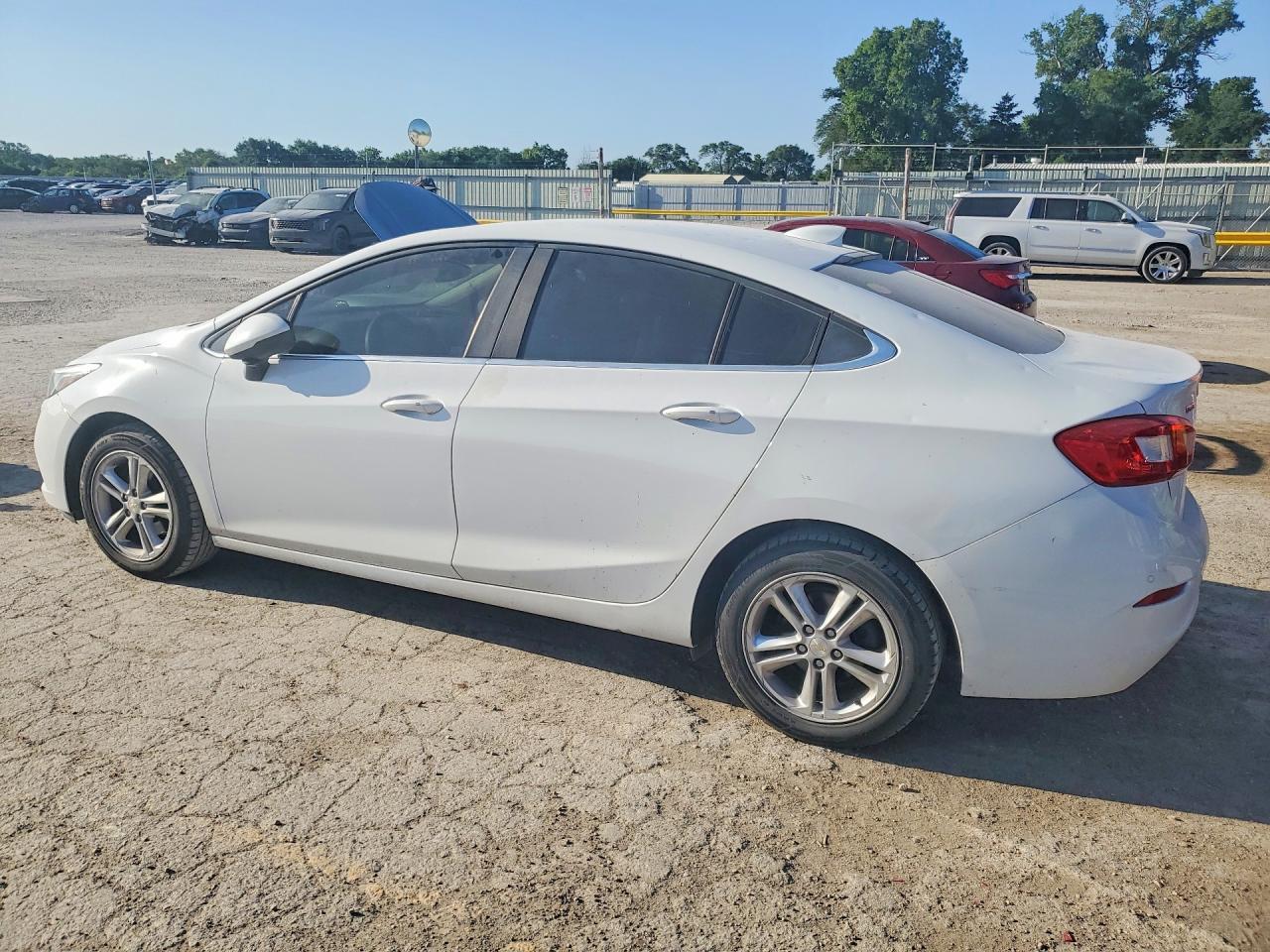 2017 CHEVROLET CRUZE