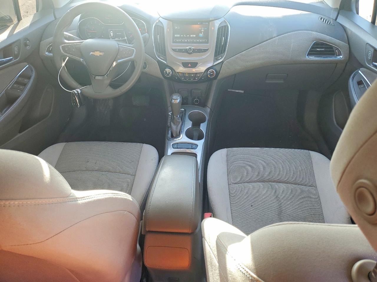 2017 CHEVROLET CRUZE