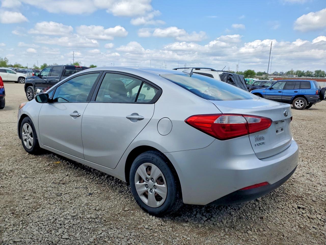2016 KIA FORTE