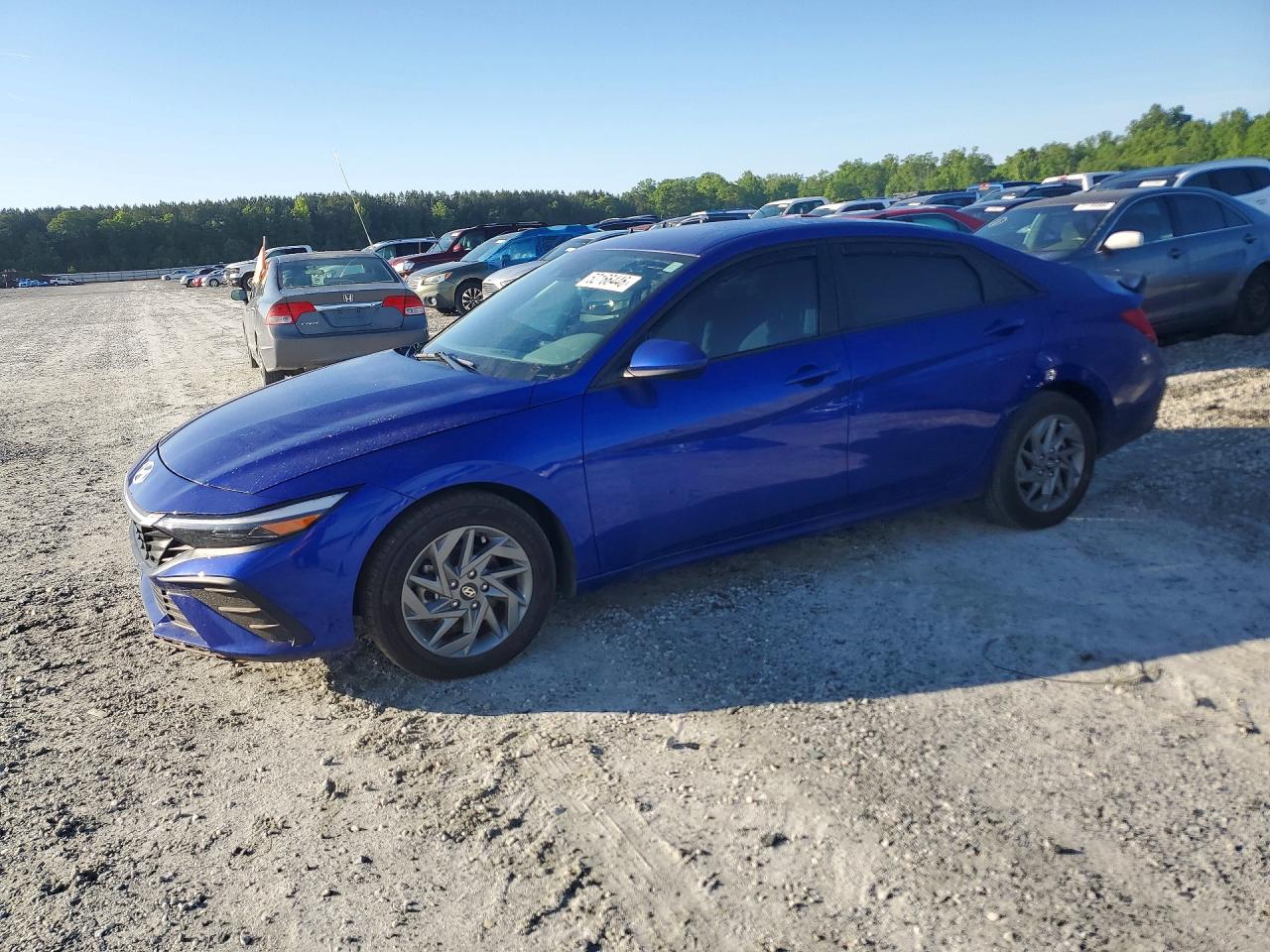 2024 HYUNDAI ELANTRA