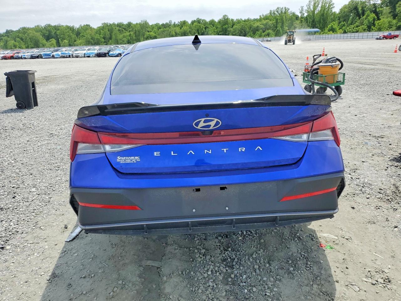 2024 HYUNDAI ELANTRA
