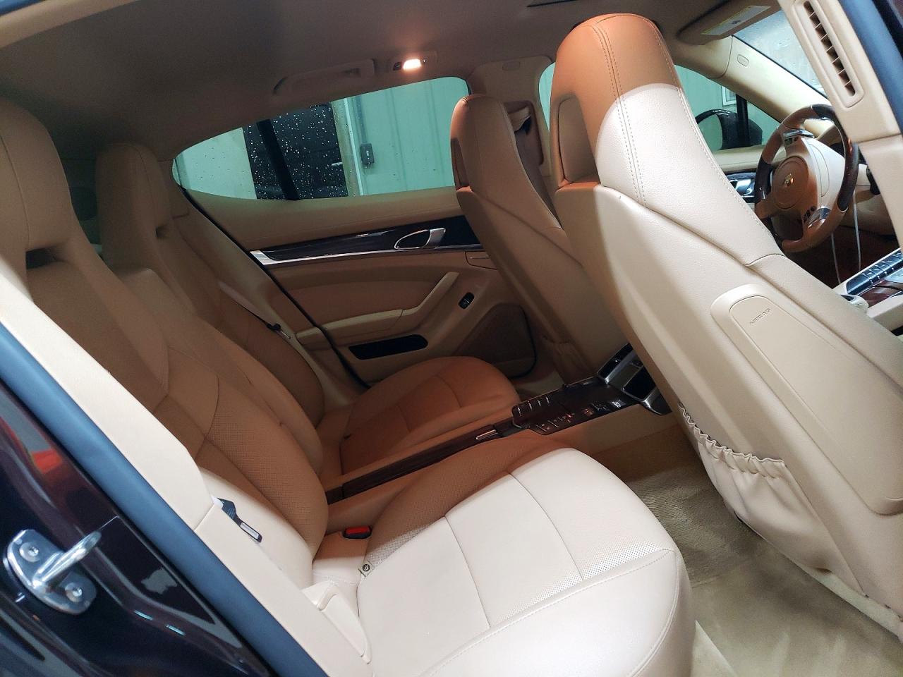 2014 PORSCHE PANAMERA