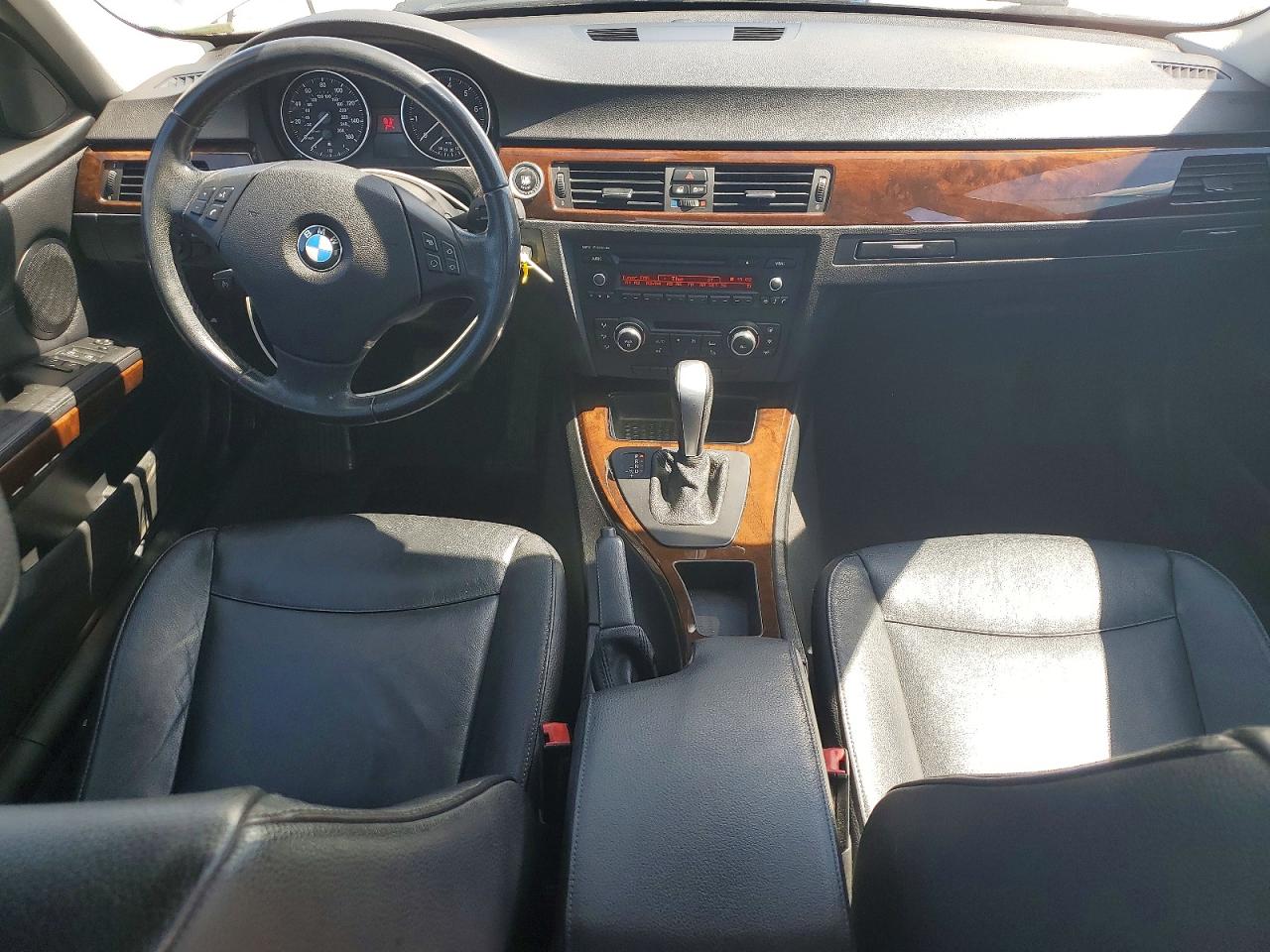 2011 BMW 3 SERIES