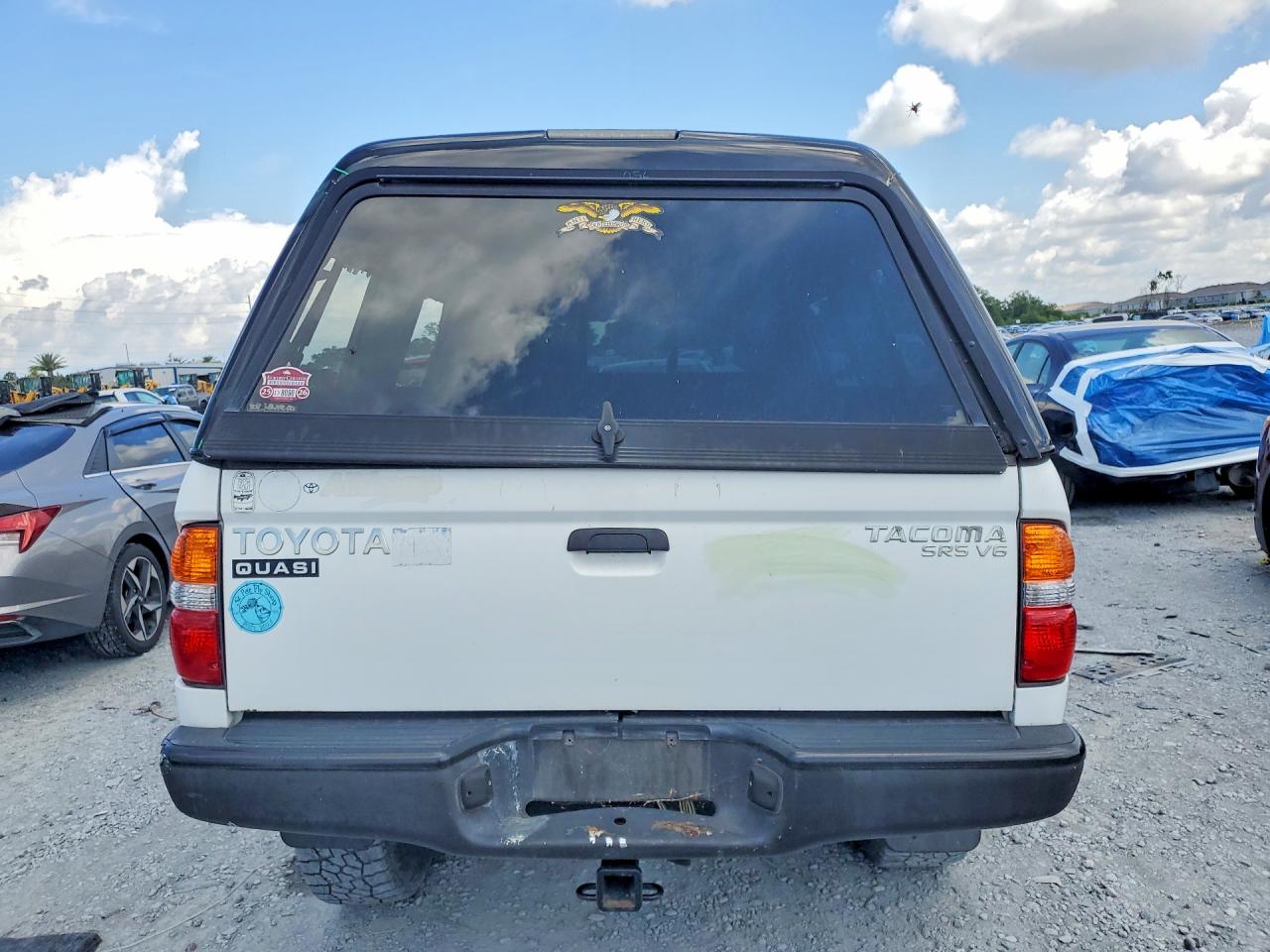 2004 TOYOTA TACOMA