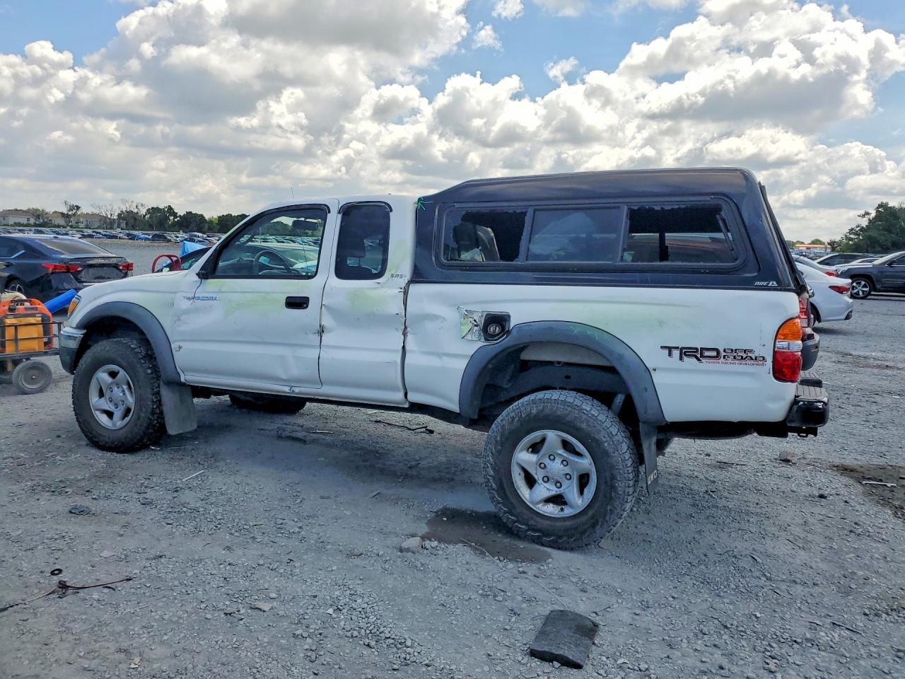 2004 TOYOTA TACOMA