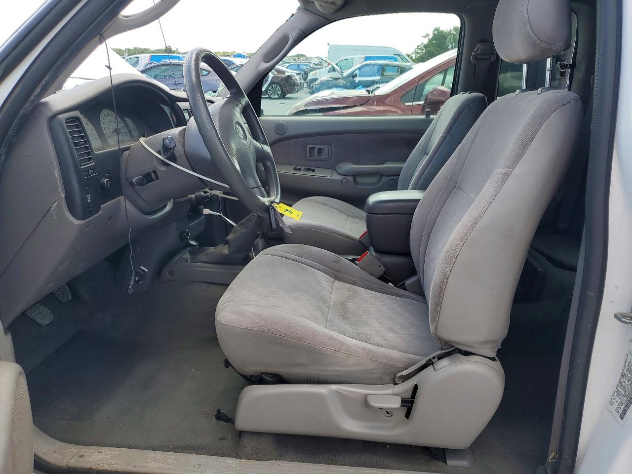 2004 TOYOTA TACOMA