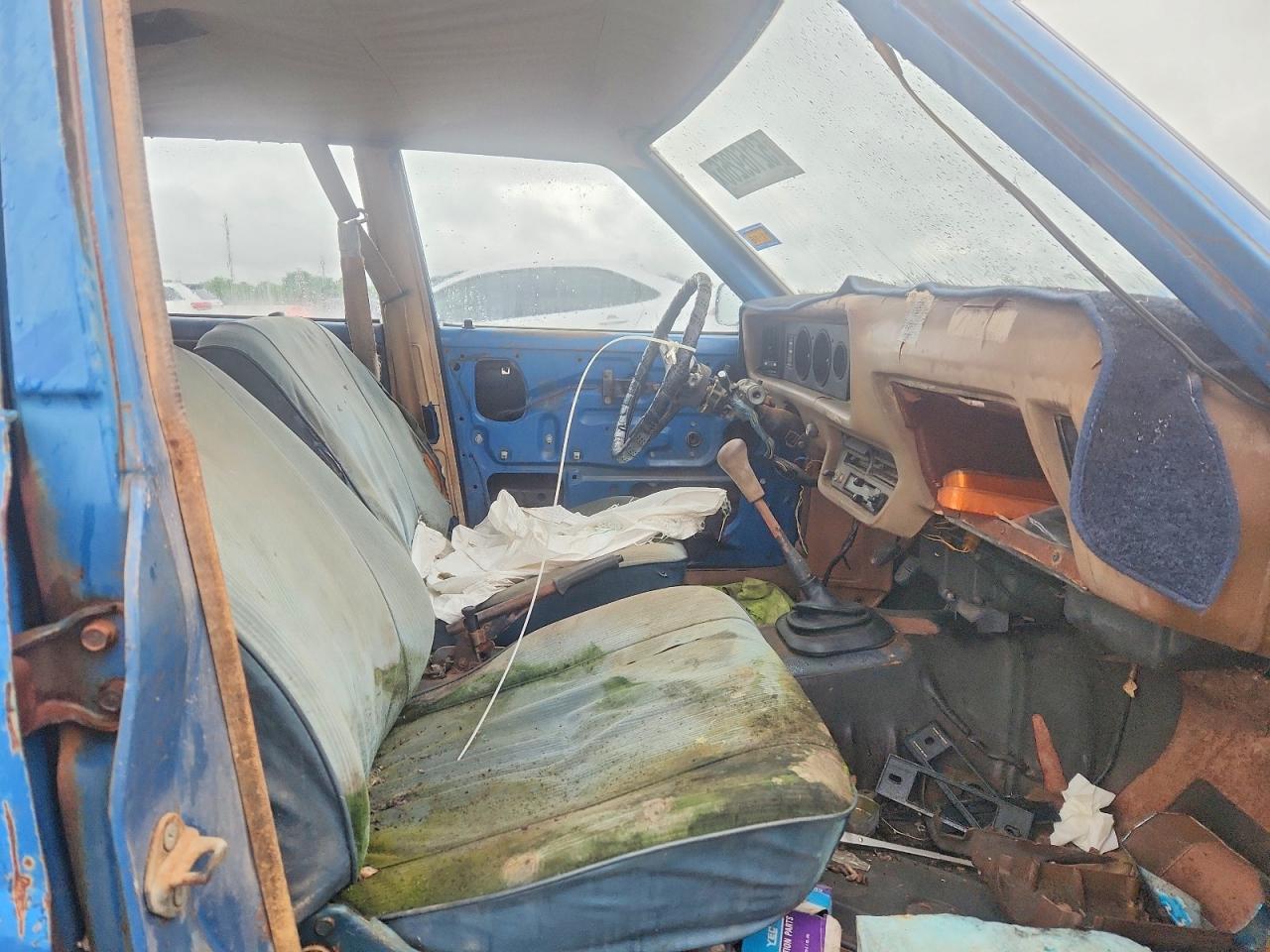 1976 TOYOTA COROLLA