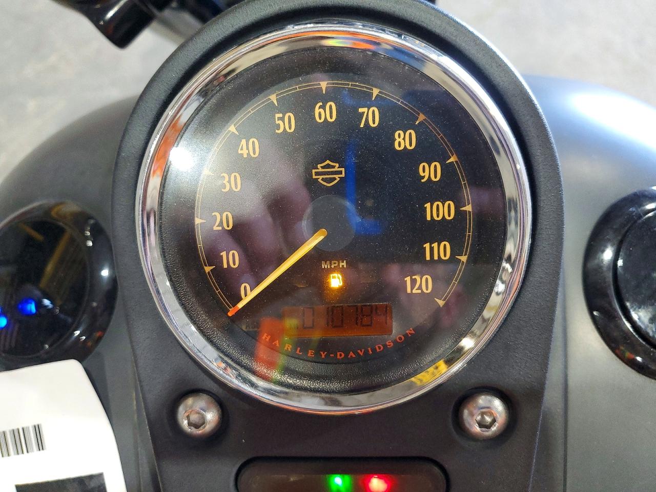 2017 HARLEY-DAVIDSON FX