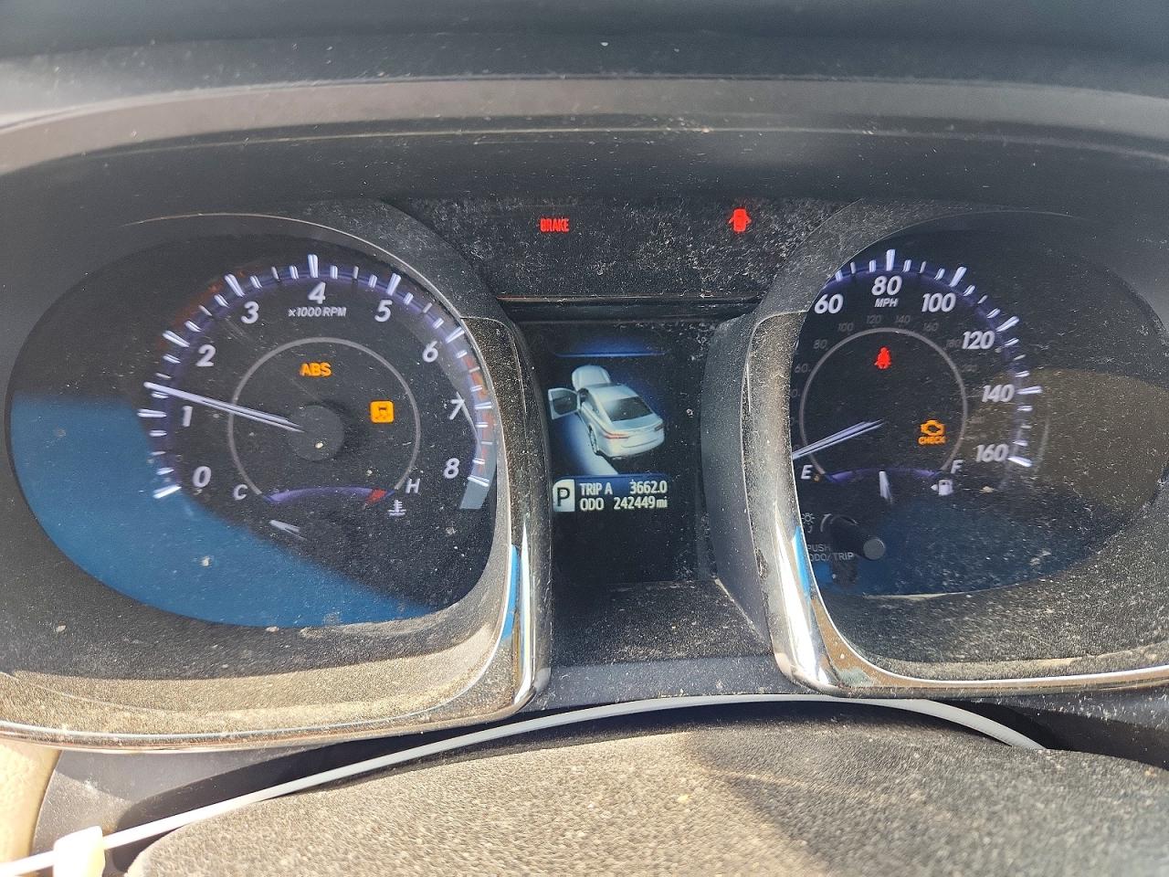 2013 TOYOTA AVALON