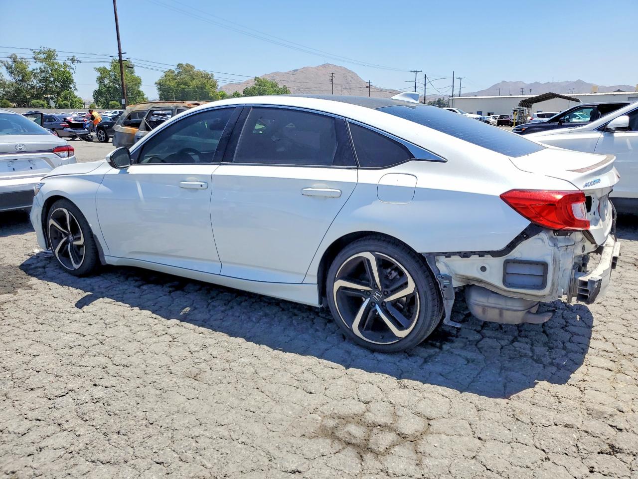 2019 HONDA ACCORD