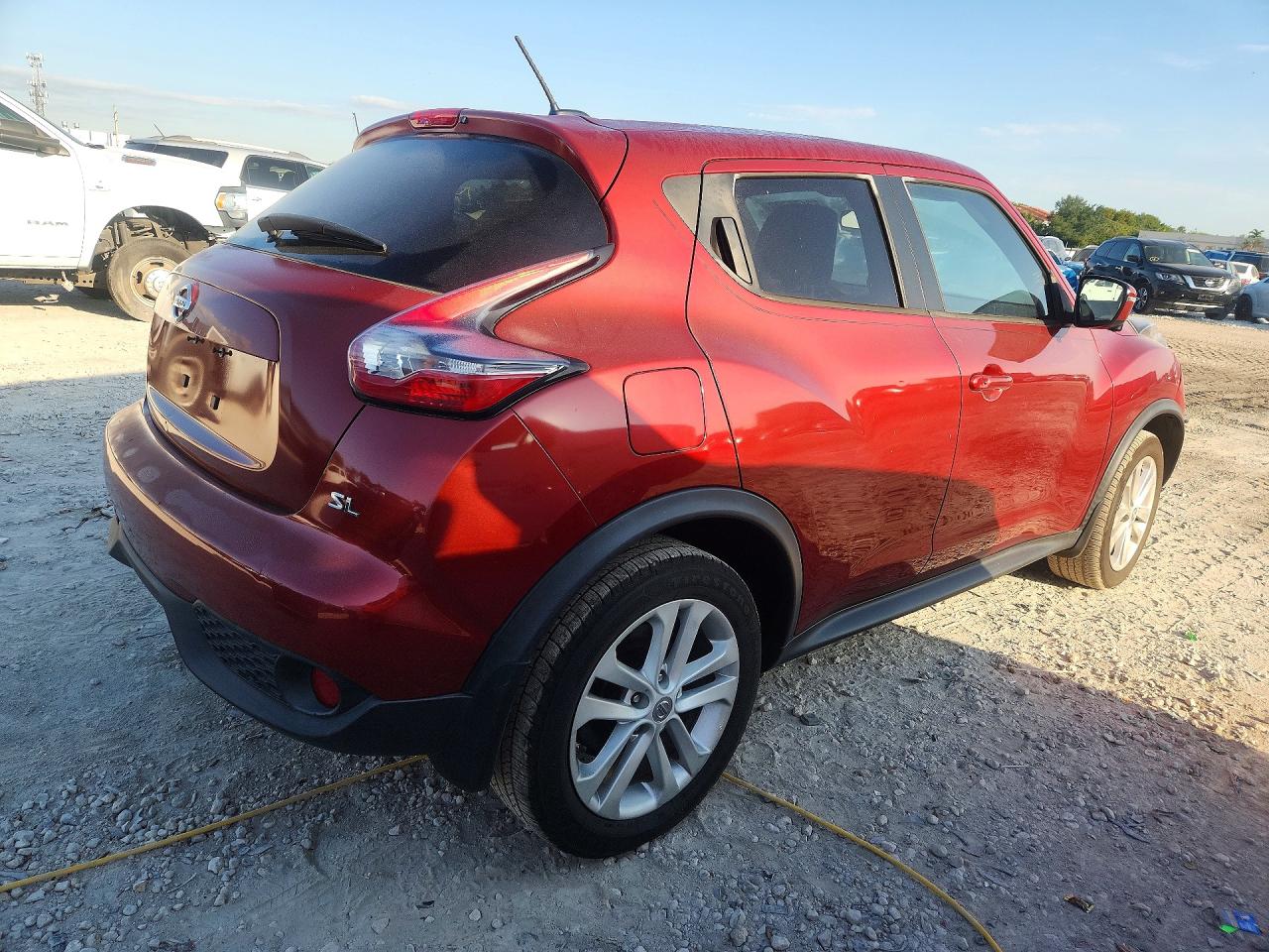 2015 NISSAN JUKE