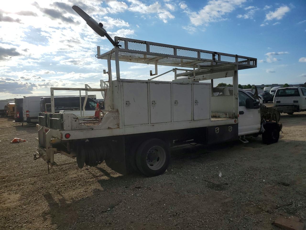 2019 FORD F550
