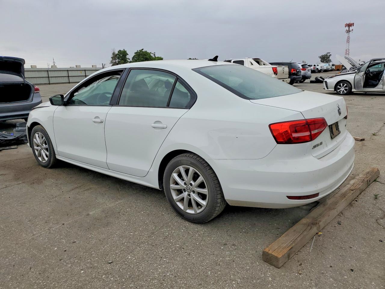 2015 VOLKSWAGEN JETTA