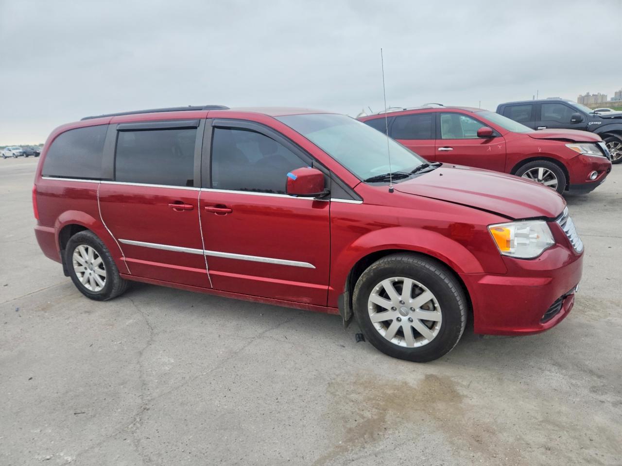 2016 CHRYSLER MINIVAN