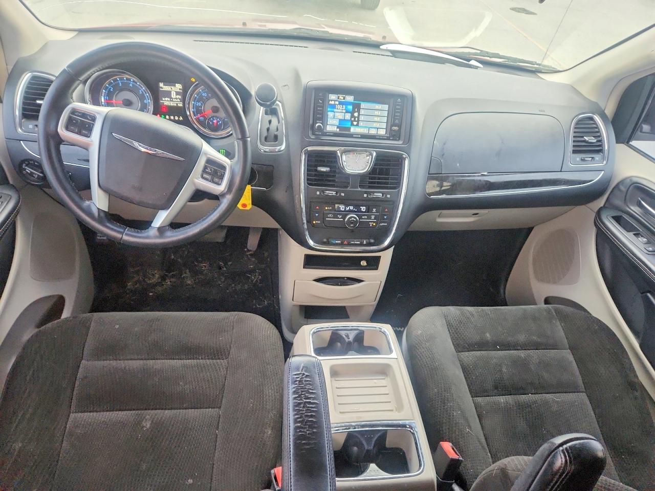2016 CHRYSLER MINIVAN