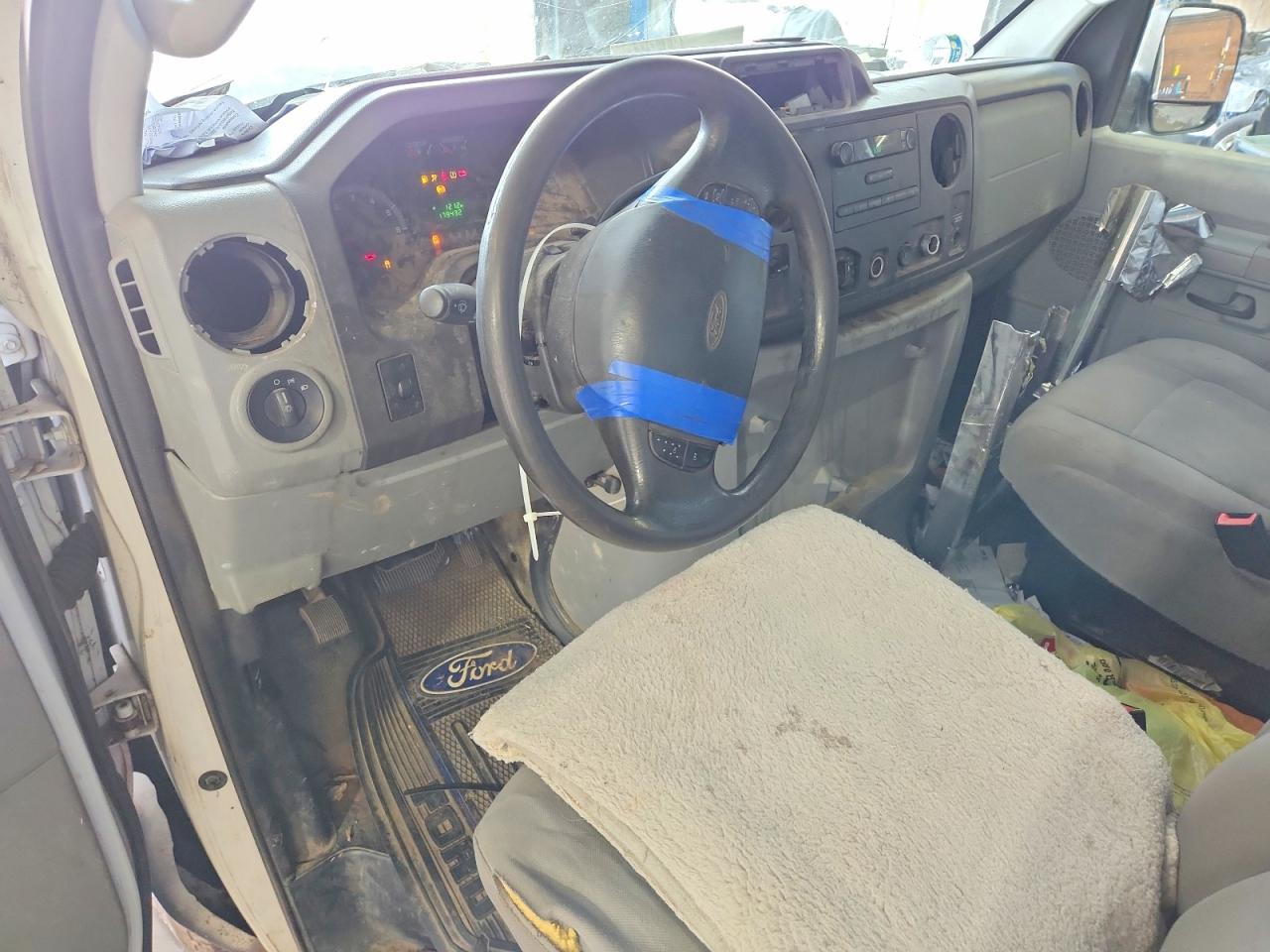 2011 FORD ECONOLINE