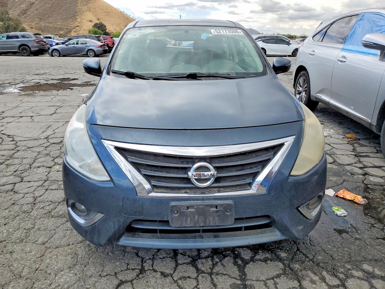 2015 NISSAN VERSA