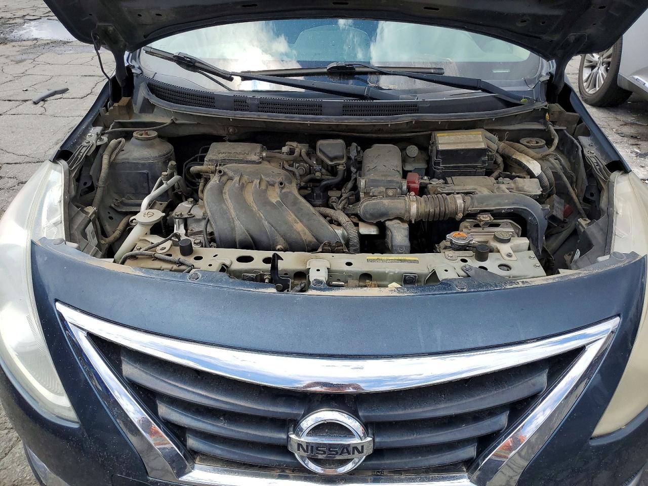 2015 NISSAN VERSA