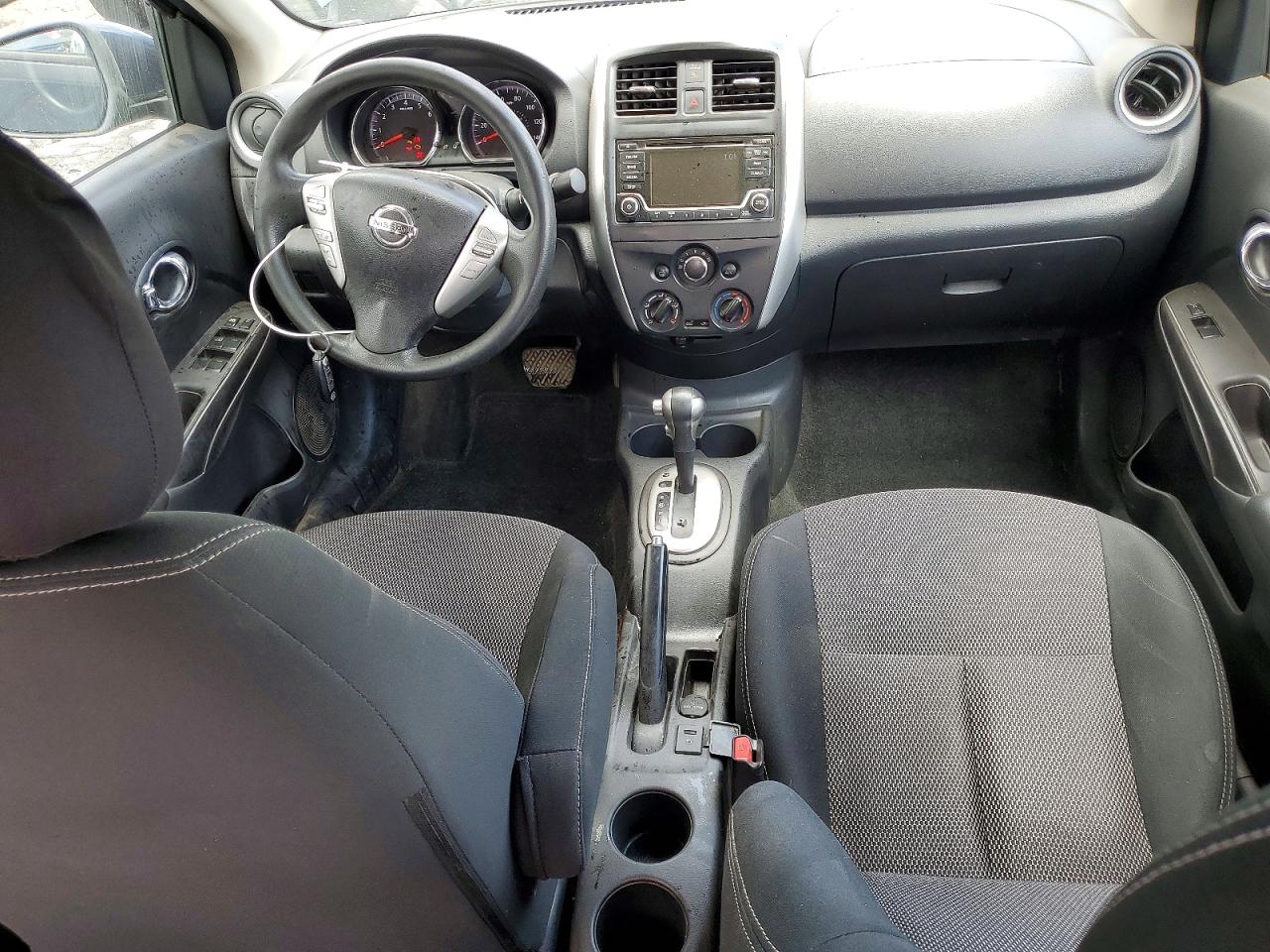 2015 NISSAN VERSA