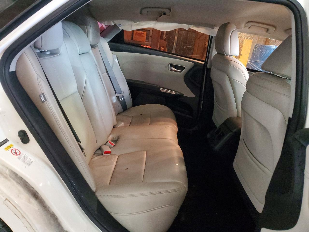 2016 TOYOTA AVALON