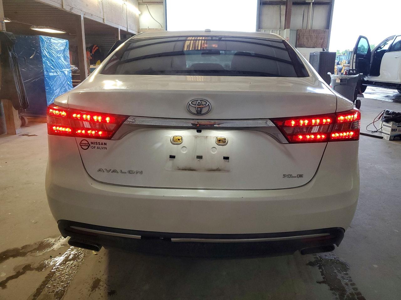 2016 TOYOTA AVALON