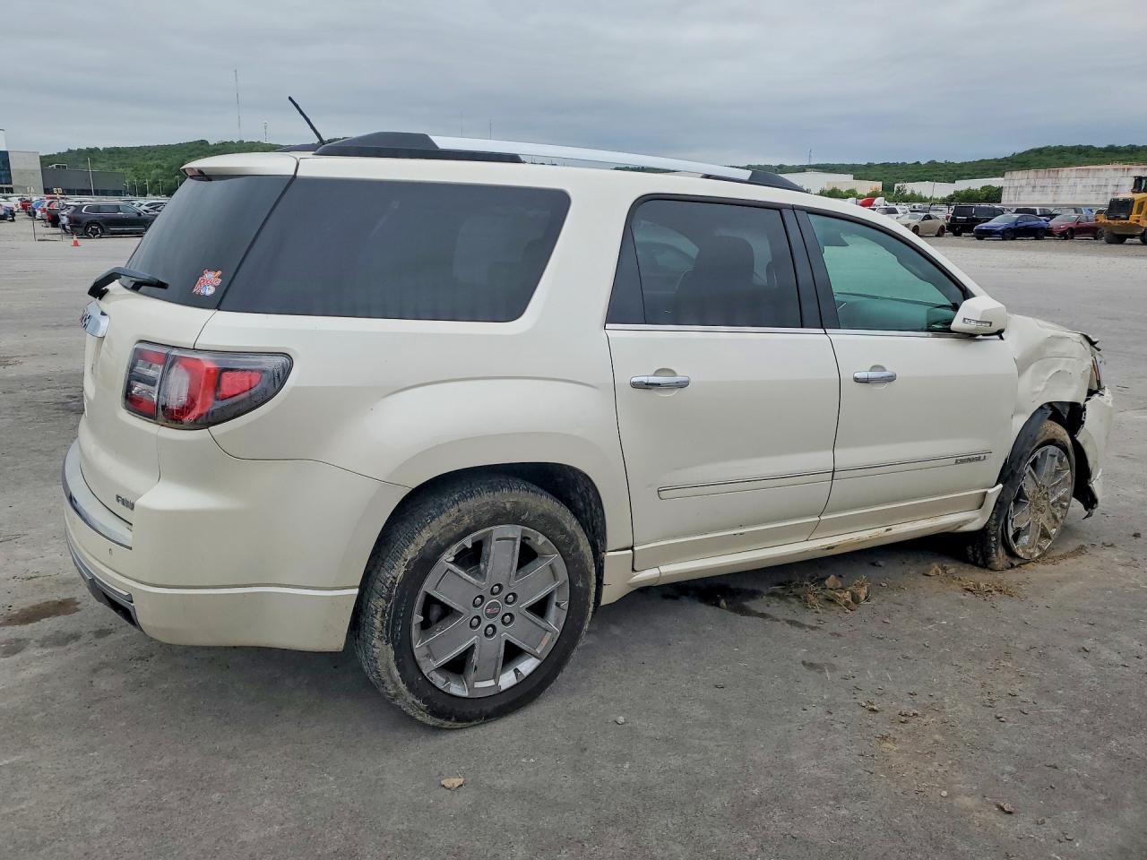 2015 GMC ACADIA DEN