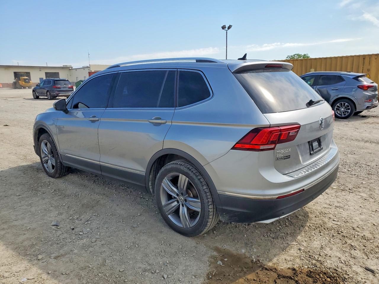 2021 VOLKSWAGEN TIGUAN