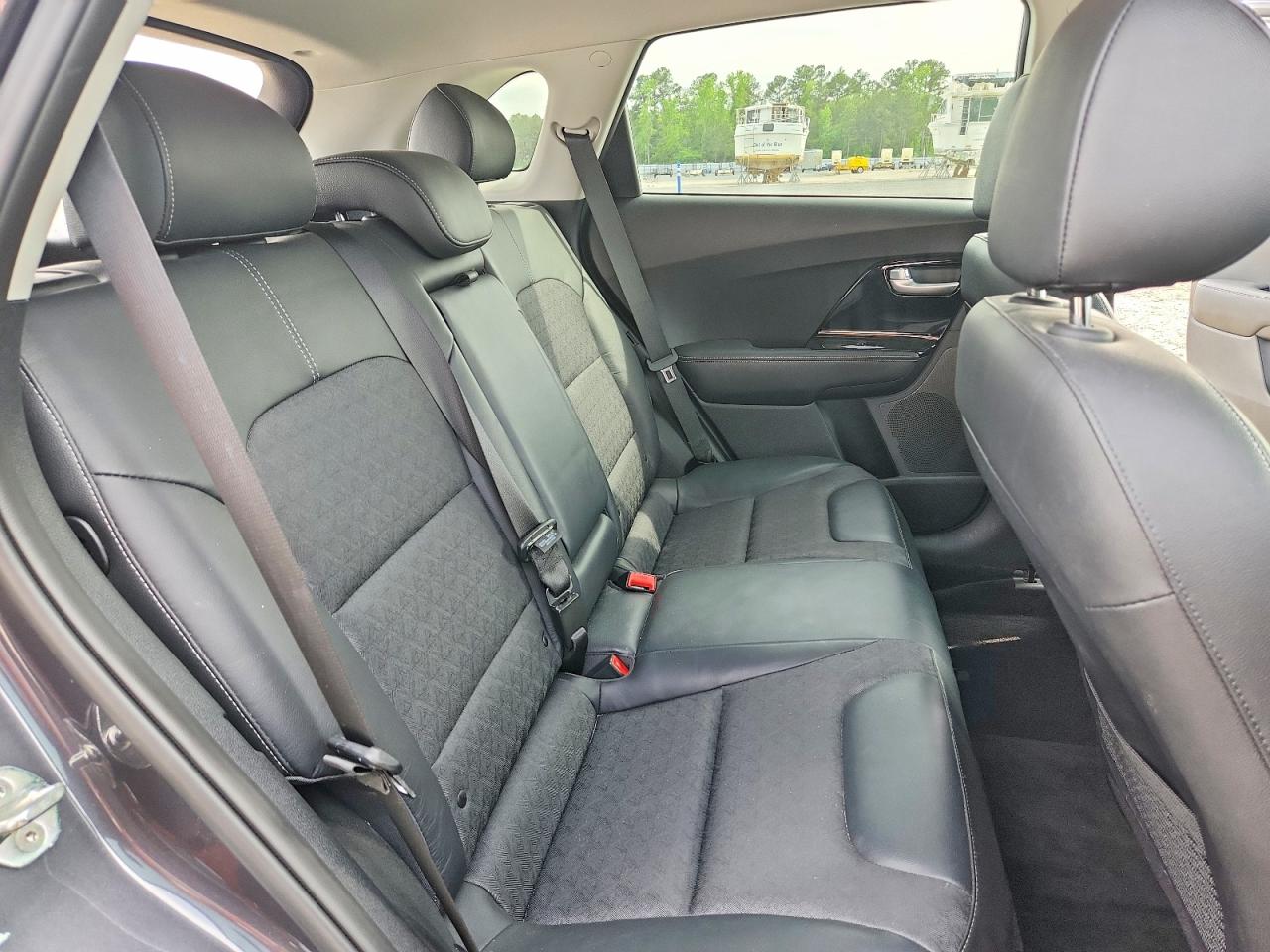 2018 KIA NIRO