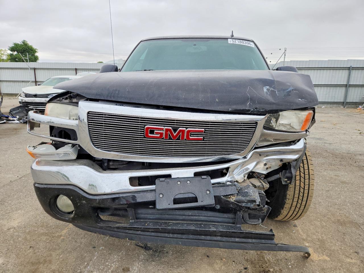 2006 GMC SIERRA