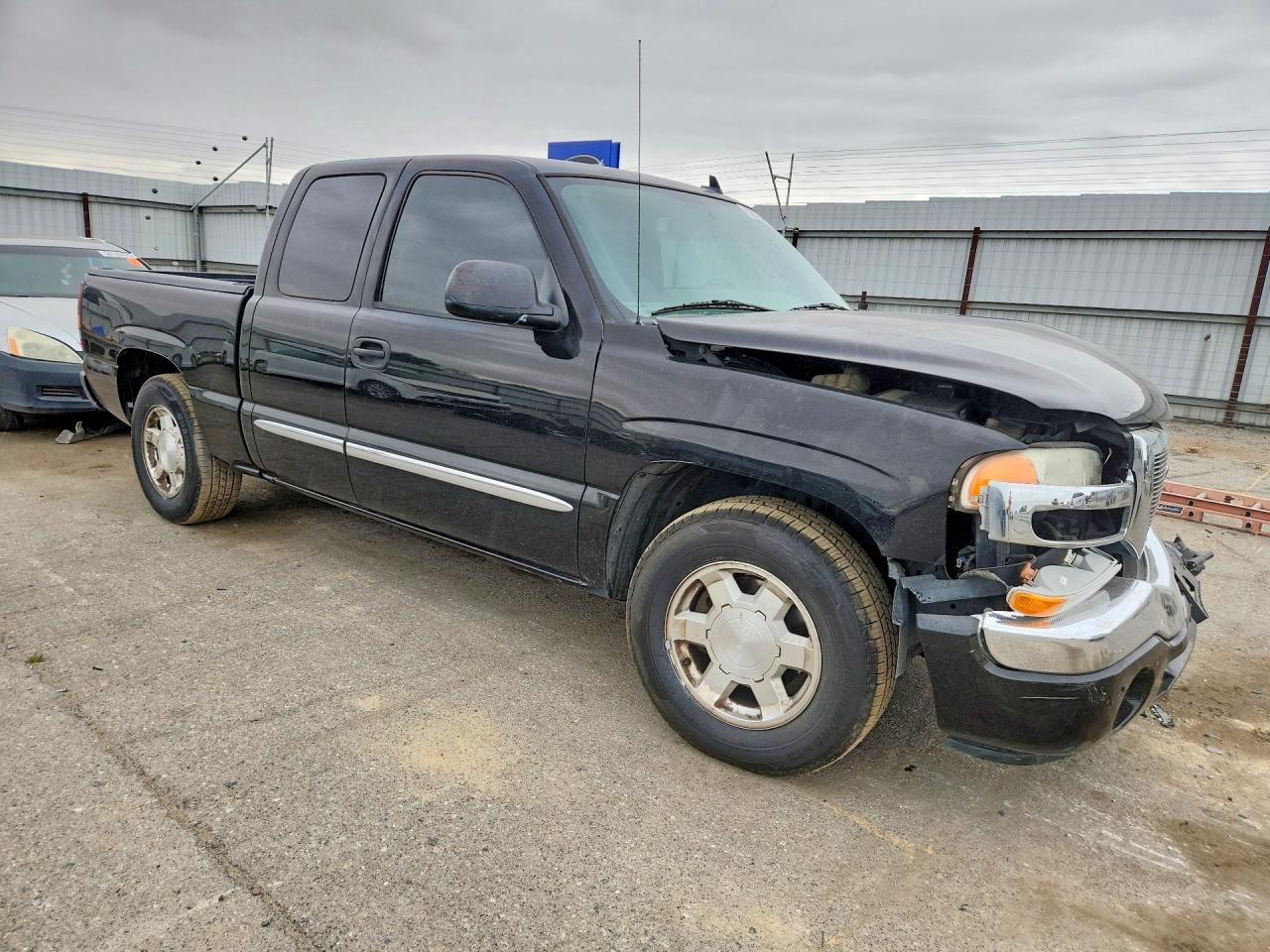2006 GMC SIERRA