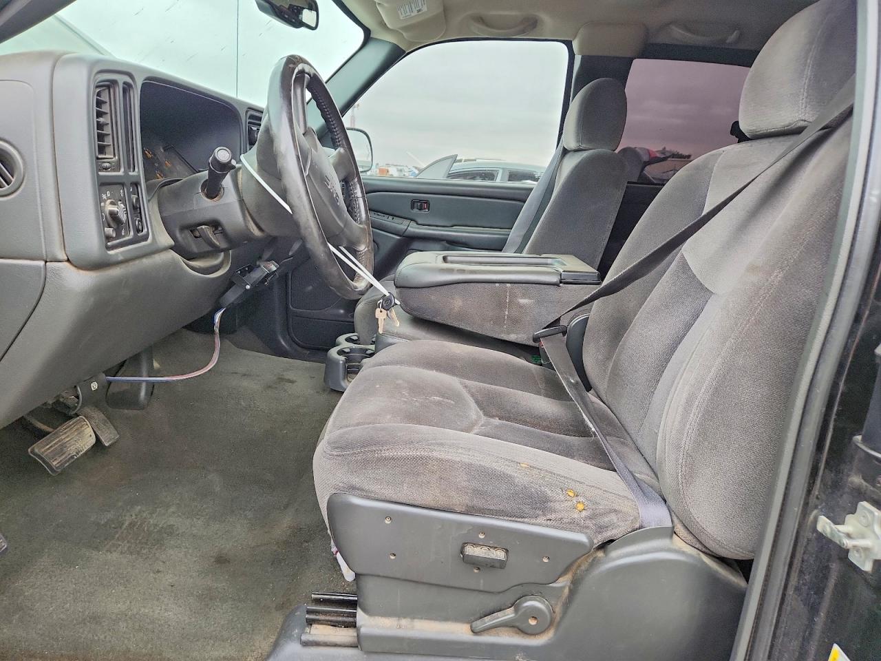 2006 GMC SIERRA
