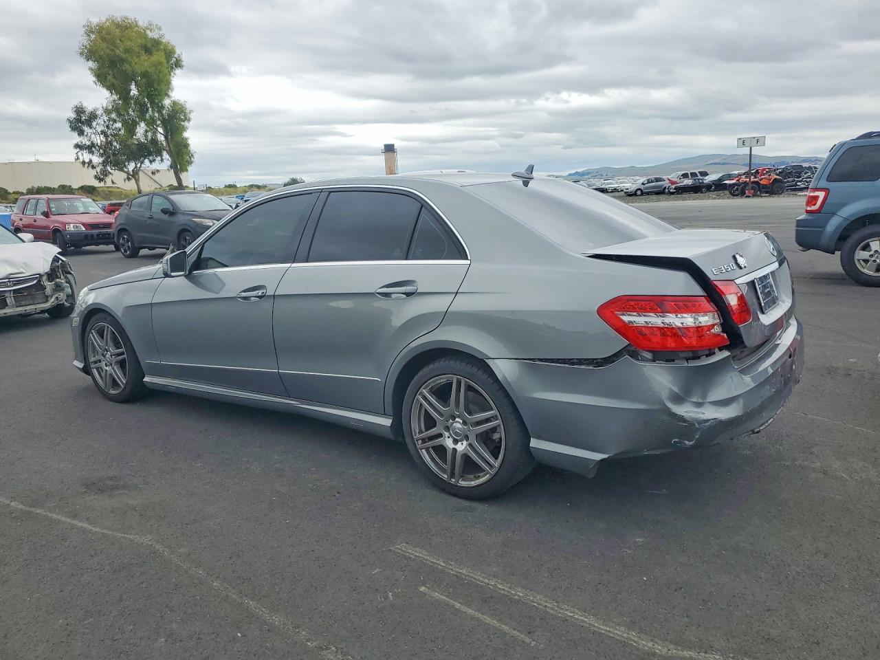 2011 MERCEDES-BENZ E-CLASS